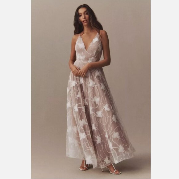 Josephine Sleeveless V-Neck 3D Maxi Dress - Picture 2 of 11